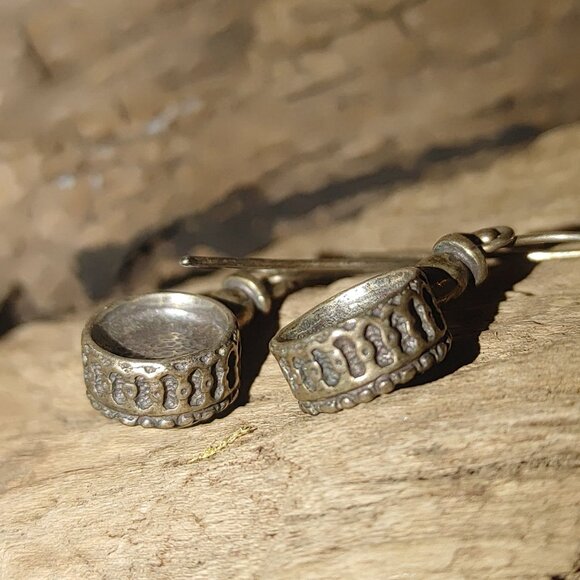 Vintage Sterling Silver Green Glass Dangle Earrings Round Bezel Settings Boho - Picture 10 of 13